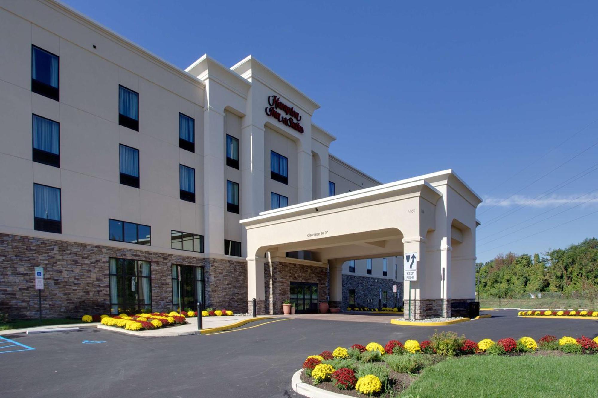Hampton Inn&Suites Philadelphia/Bensalem Exterior foto
