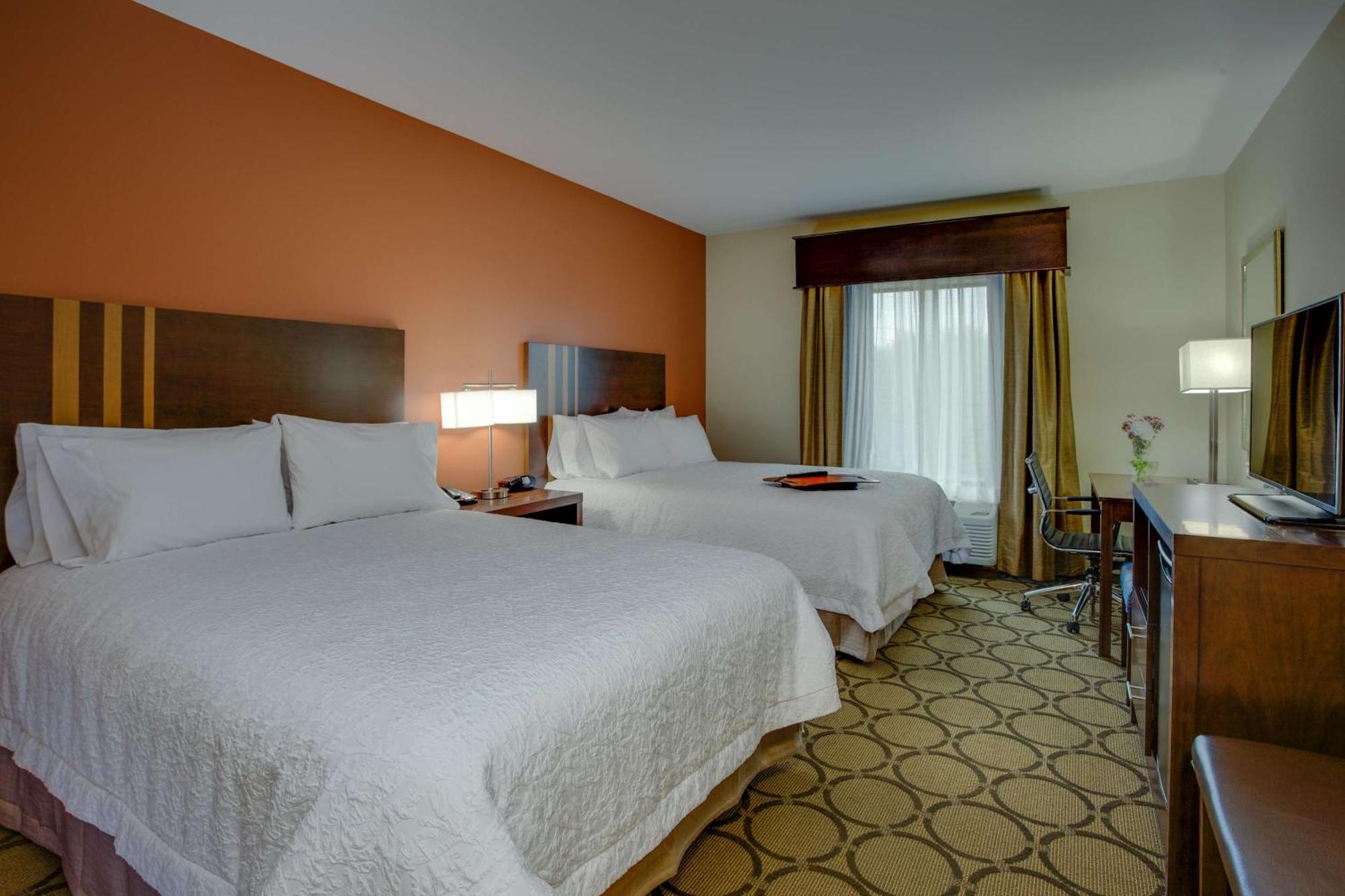 Hampton Inn&Suites Philadelphia/Bensalem Exterior foto
